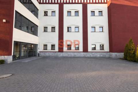 Nowoczesny lokal usługowo-handlowy 260 m2 winda parking