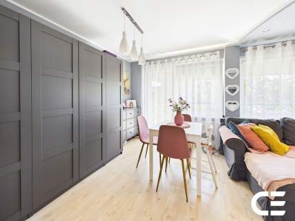 2 pokoje 48 m 1 piętro balkon wyposażone
