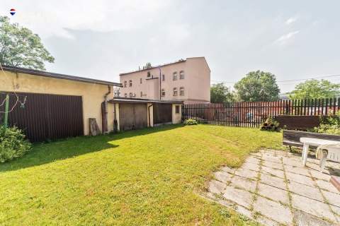 50% kamienicy w centrum Mikołowa 2 garaże