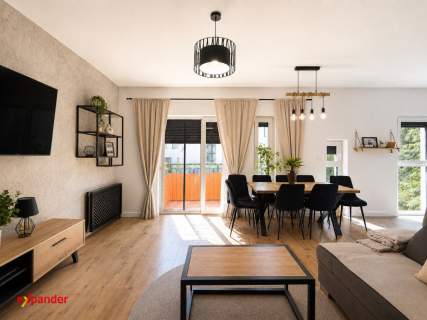 Z garażem podziemnymi komórką Wyposażone Balkon Garderoba Narożne