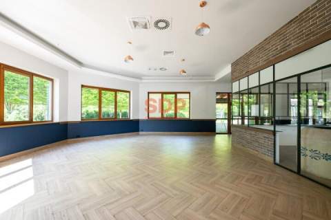 Lokal gastronomiczny 230 m2 - Stara Garbarnia 