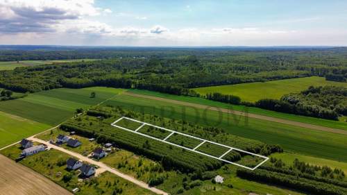 Działka w Darzlubiu 6km od Pucka media WZ 1040 m2