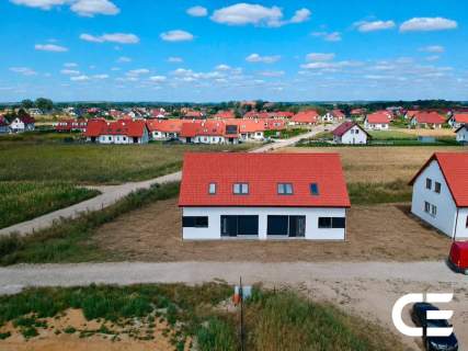 Dobroszyce 121 m garaż ogród ok. 500 m