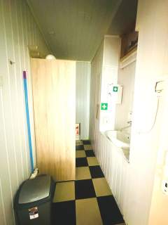 Lokal 60 m z witrynami blisko centrum Strzelina