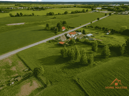 Dom z dużą działką