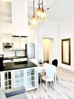 Apartament premium na sprzedaż ul. Hoża Śródmieście Warszawy