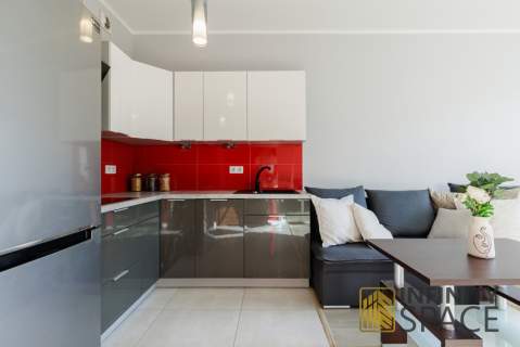 Studio z balkonem Niski czynsz Apartamentowiec