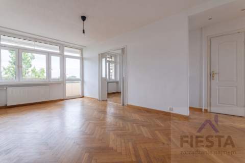 4 pokojowe z widokiem na pl. Na Rozdrożu