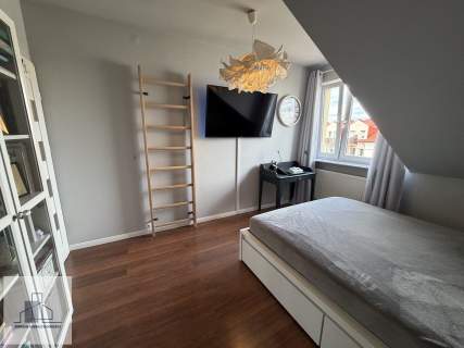 3 pokoje, duzy salon, balkon dodatkowe poddasze osiedle strzeżone