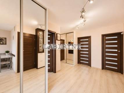 M-5, 74m2, po remoncie, duża loggia, super widok