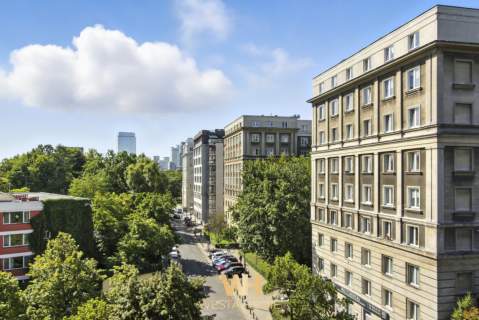 Dwa pokoje, balkon, cicha okolica. Śródmieście.