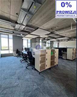 Włochy lokal biurowy 957 m2 do wynajęcia