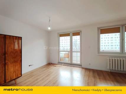 M5 z balkonem po kapitalnym remoncie 