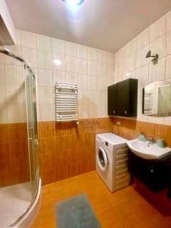 Bardzo ładna kawalerka w apartamentowcu
