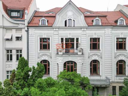 Reprezentacyjna kamienica 1700 m2 Plac Powstańców Śląskich