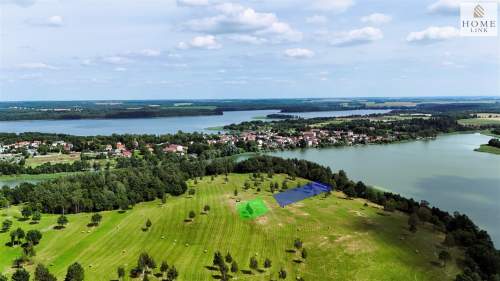 Działki z panoramicznym widokiem na jezioro.