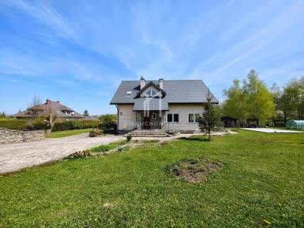 PRZESTRONNY DOM-137M2 Z DUŻĄ DZIAŁKĄ- JASŁO- SOBNIÓW