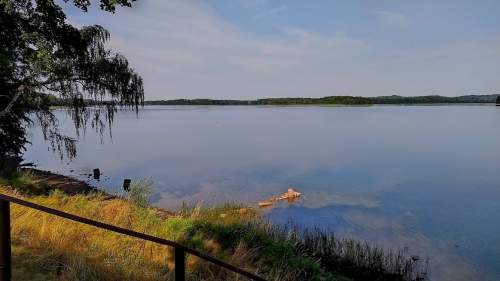 Wynajmę działkę nad jeziorem IŃSKO