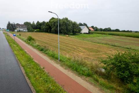 Działka inwestycyjno-budowlana Kurzętnik