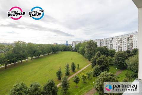 Kawalerka do remontu blisko plaży i SKM