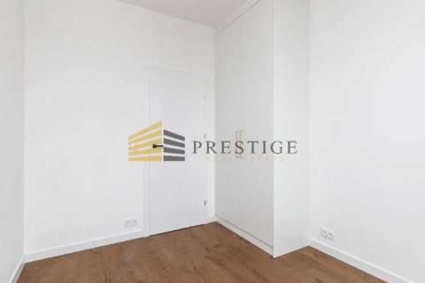Ekskluzywny 4-pokojowy penthouse z tarasem na dach