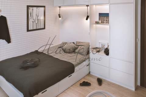 Nowoczesny apartament z dużym balkonem i recepcją