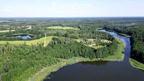 Działka nad jeziorem Winiec - 1096 m2