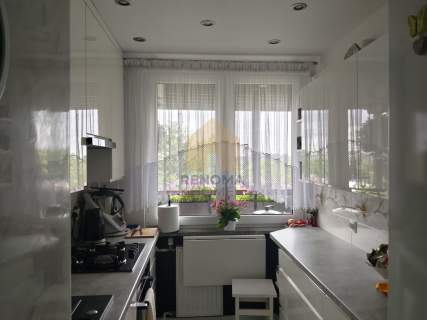 Piękne mieszkanie/2 pokoje/balkon/3 piętro