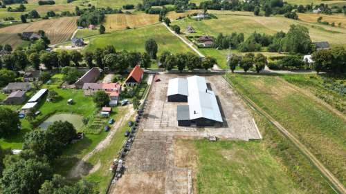 Hala 1200 m Plac 4000 m przy DK20 Moc 150 kW TIR