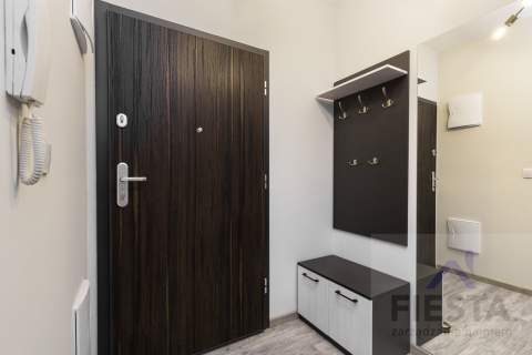 Warszawa Wola Okopowa 42m2 2 pokoje garaż