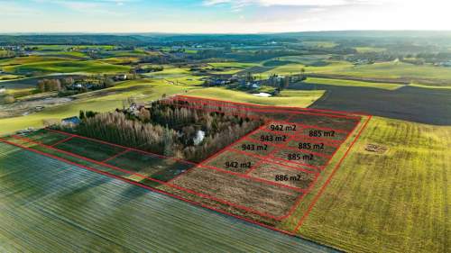 Działki po ok 900m2 pod lasem z wodociągiem