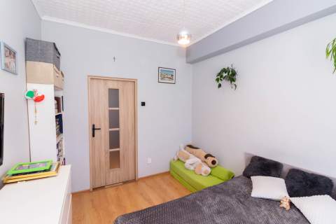 Widne mieszkanie-1piętro,48,82m2 Os.Wzgórze Ożarów