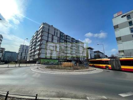 Do wprowadzenia,trójstronne,3 pokoje,widna kuchnia