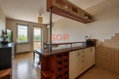 2 pokoje balkon komórka lokatorska klimatyzacja do wejścia