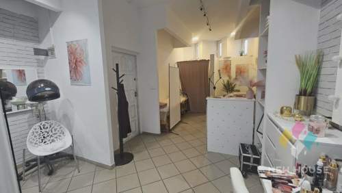 Lokal 30 m2, pod działalność usł. -handl. I piętro