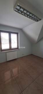 lokal biurowy z parkingiem