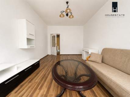 1 PIĘTRO ŚCIŚLE CENTRUM 49M2 BALKON