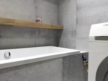 Odświeżone 2 POKOJE NA WYNAJEM 52 M2 JEDNOSTKA E