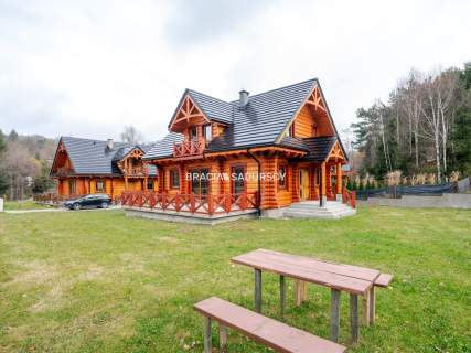 Trzebunia - całoroczny dom z bali
