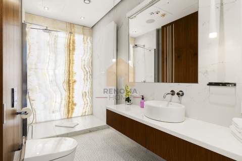 Apartament 33piętro SkyTower 98,20 m2