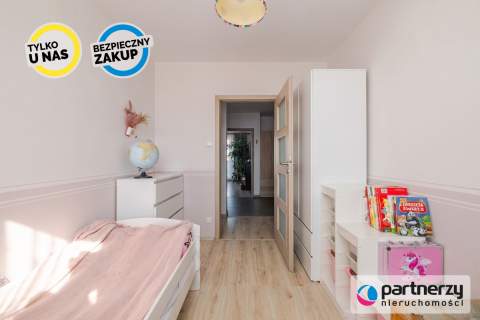 Przestronne Jasne 10m2 piwnica Trójstronne
