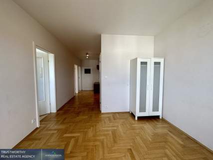 Trzypokojowe mieszkanie przy Kampusie UJ