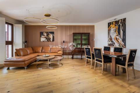 Luksusowy apartament z widokiem na rzekę i Katedrę