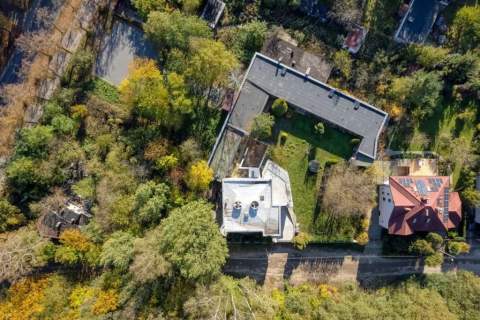 Dom 270m2 i Obiekt Usługowo-Medyczny 450m2 ul. Wycieczkowa