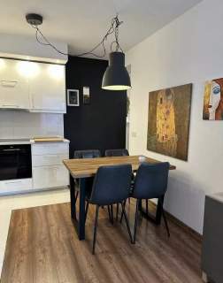 63 m 3 pokoje garderoba balkon garaż