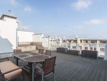 Dwupoziomowy apartament Duże tarasy