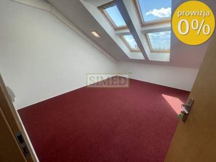Wysoki standard,skosy,recepcja,parking,ochrona,24h