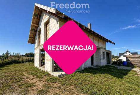 Dom w Olsztynku z dużą działką