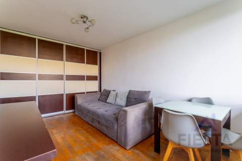 Targówek 37,3 m2 dwa pokoje balkon metro