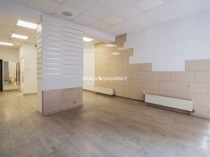 Reprezentacyjny lokal handlowy w sercu Skawiny